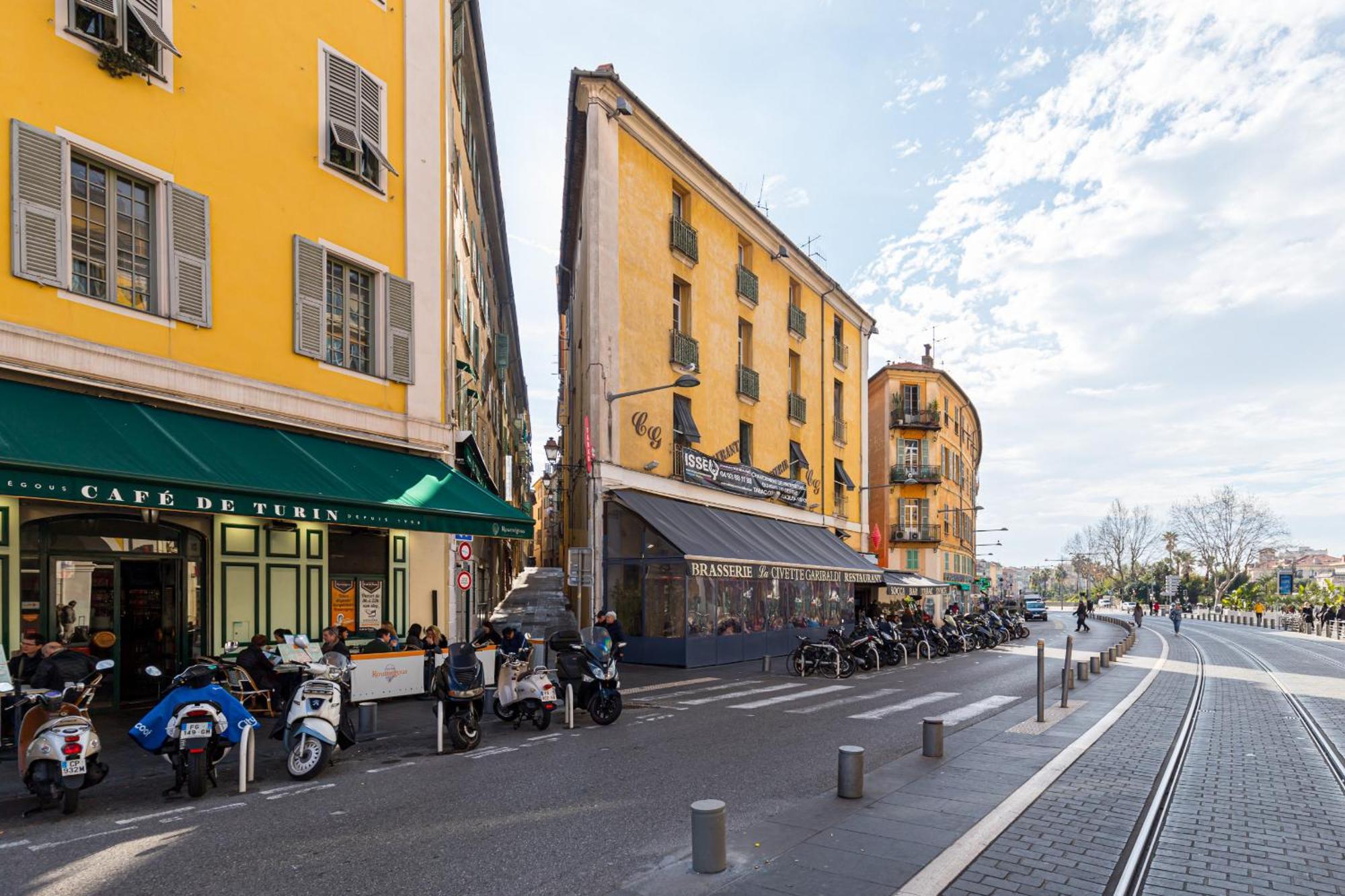 Apartment Garibaldi Square - Cosy 1bdr In The Old Town